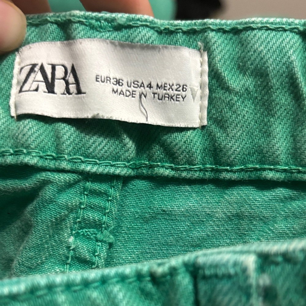 Zara Green Jeans Sz 4 Wide Leg Distressed Christmas Holiday Jean Denim Frayed - Picture 4 of 8